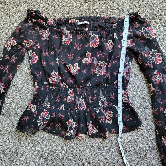 Floral Off the Shoulder Blouse - Large - Cinched Waist - Picture 8 of 8